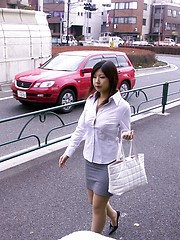 Japanese young girl fucked - Japarn porn pics at JapHole.com