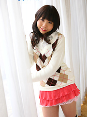 Miki undress her pink panties and demonstrates smooth vagina - Japarn porn pics at JapHole.com