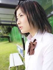 Outdoor posing of cute japanese girl Yukino - Japarn porn pics at JapHole.com