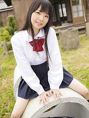 Young japanese girl Mirai Himeno posing outdoor - Japarn porn pics at JapHole.com