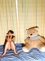 Tina Yuzuki sexy Asian model shows off her fine ass - Japarn porn pics at JapHole.com