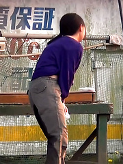 SHOWIN' THE GO! - Japarn porn pics at JapHole.com