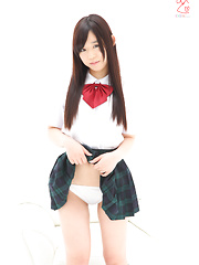 That Schoolgirl Smile - Japarn porn pics at JapHole.com