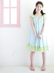 Nice asian slut Yua Hagiwara demonstrates her young wet pussy - Japarn porn pics at JapHole.com