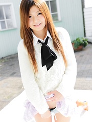 Japanese cutie Asuka Ueda - Japarn porn pics at JapHole.com