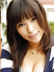 Big tits asian Kyoko Maki shows her breasts - Japarn porn pics at JapHole.com