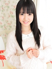 Sexy asian teen Kotomi Asakura flashes her pussy - Japarn porn pics at JapHole.com
