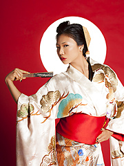 Playboy is on set with Hiromi Oshima to shoot her exclusive pictorial - Japarn porn pics at JapHole.com