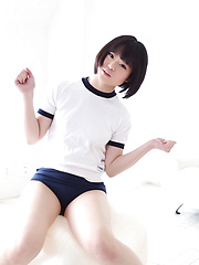 Do you want to be Minori's private sports instructor? This cute Japanese girl needs help with her bouncing technique but keeps teasing us with her shorts! - Japarn porn pics at JapHole.com