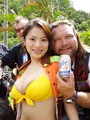 Famous av idol Anna Ohura posing her natural tits - Japarn porn pics at JapHole.com