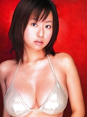 Asian model Hitomi Kitamura Posing - Japarn porn pics at JapHole.com