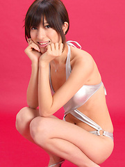 Mana Mizuno Asian in silver bath suit knows to pose irresistible - Japarn porn pics at JapHole.com