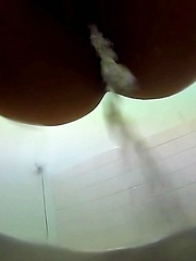 Potty Break 5 - Japarn porn pics at JapHole.com