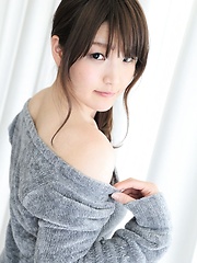 Yuna Ishihara - Japarn porn pics at JapHole.com