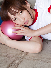 Maho Kiruma Asian with sexy ass in shorts plays with the ball - Japarn porn pics at JapHole.com