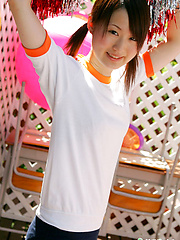 Naoko Sawano Asian in sports outfit plays with balls in garden - Japarn porn pics at JapHole.com