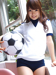 Manami Sato Asian in sports equipment canÂ´t wait to play ball - Japarn porn pics at JapHole.com