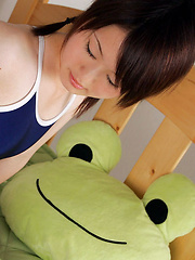 Naoko Sawano Asian in bath suit puts pillow between her sexy legs - Japarn porn pics at JapHole.com