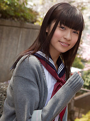 Yuuri Shiina Asian in school uniform is so cute while walking - Japarn porn pics at JapHole.com