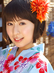 Rio Matsushita Asian shows sexy legs under geisha dress outdoor - Japarn porn pics at JapHole.com