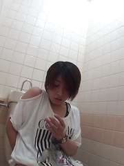 Tuki's An All Right Flapper - Japarn porn pics at JapHole.com