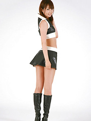 Shizuka Nakagawa Asian in boots shows nasty butt in short skirt - Japarn porn pics at JapHole.com