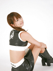 Shizuka Nakagawa Asian in boots shows nasty butt in short skirt - Japarn porn pics at JapHole.com