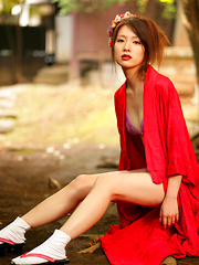 Saki Seto Asian takes geisha outfit off and shows leering curves - Japarn porn pics at JapHole.com
