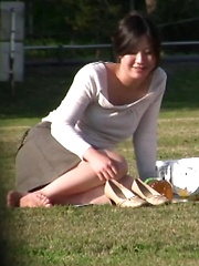 Drunken Pissin' - Japarn porn pics at JapHole.com