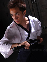 Arouing Runa Sesaki poses in her hot dress - Japarn porn pics at JapHole.com