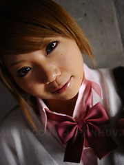 Sexy teen Rui Hazuki poses in short skirt out