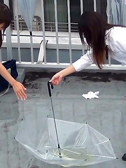 Yellow Fun, What A Splash - Japarn porn pics at JapHole.com