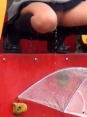 Yellow Fun, What A Splash - Japarn porn pics at JapHole.com