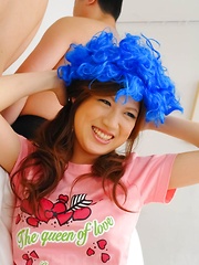 Shirosaki Karin Asian with funny wigs rubs dick of shaved labia