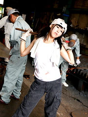 Hot darling Aoi Nohara shows her fine tits - Japarn porn pics at JapHole.com