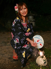 Hot Japanese lady in kimono Eri Hoshikawa - Japarn porn pics at JapHole.com
