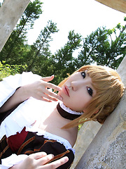 Saku Asian is amazingly beautiful lady in traditional dress - Japarn porn pics at JapHole.com