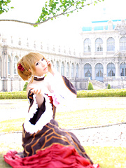 Saku Asian is amazingly beautiful lady in traditional dress - Japarn porn pics at JapHole.com