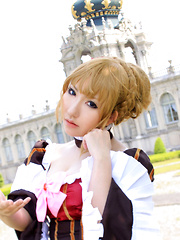 Saku Asian is amazingly beautiful lady in traditional dress - Japarn porn pics at JapHole.com